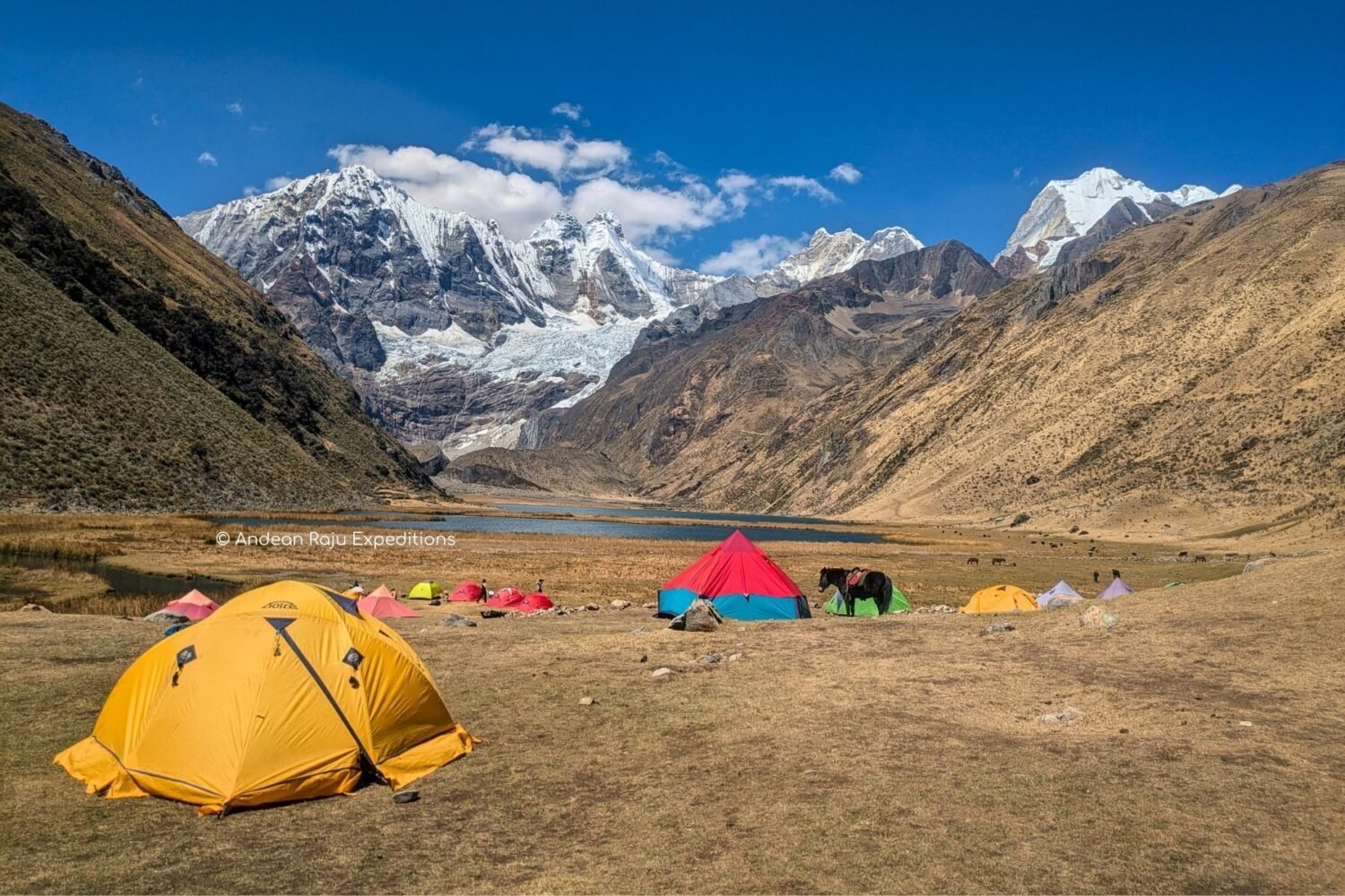Campamento en Jahuacocha