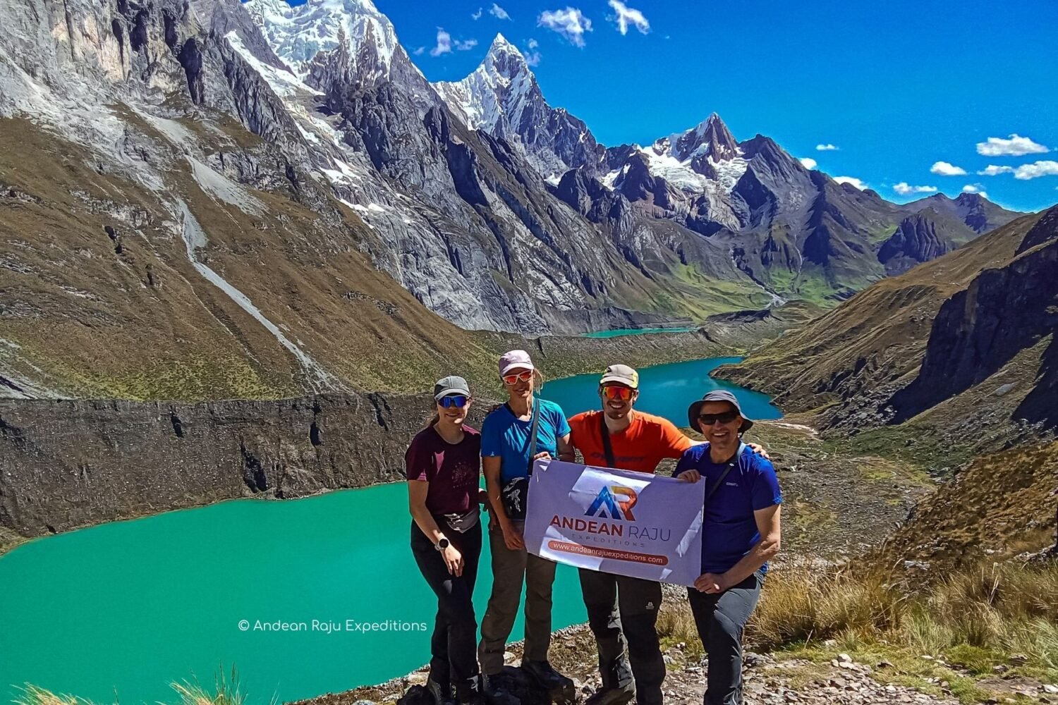 Nuestro grupo Alemán en el mirador de las 3 lagunas