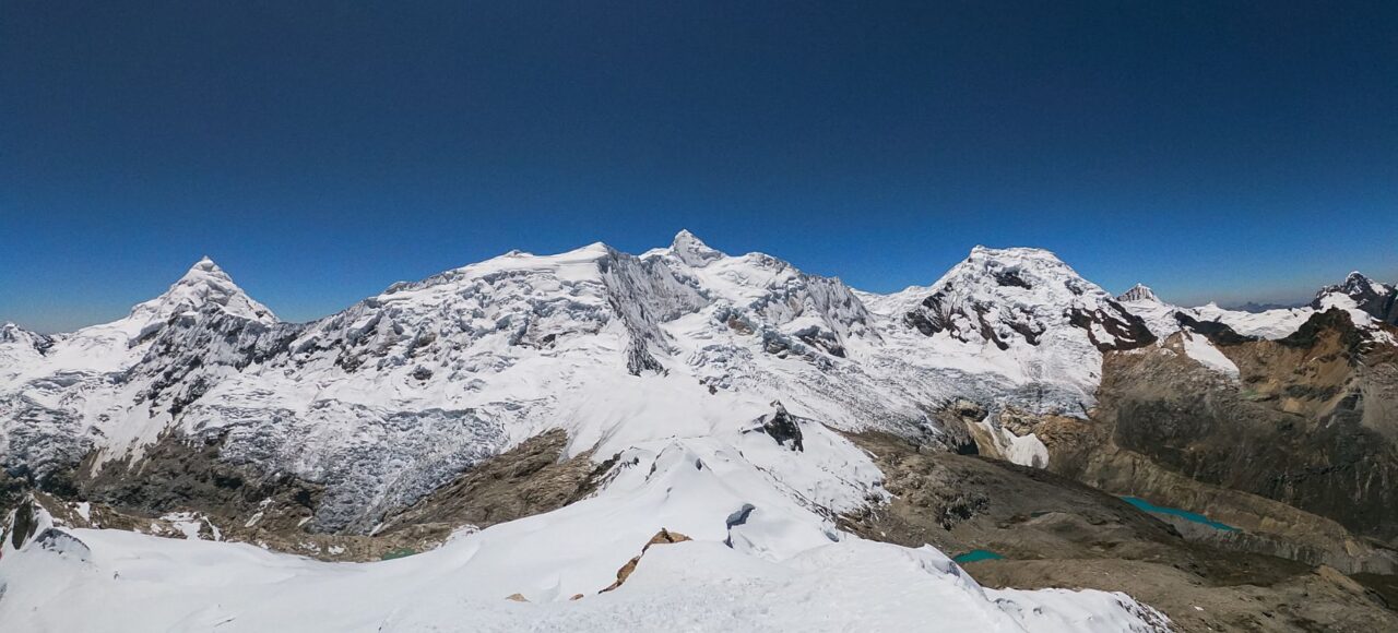 Cumbre del Nevado Ishinca