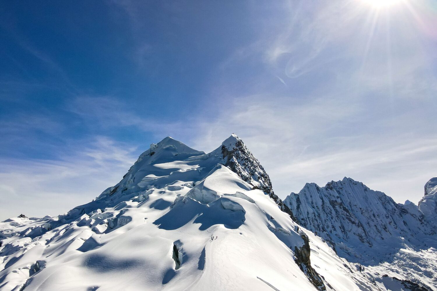 Nevado Vallunaraju