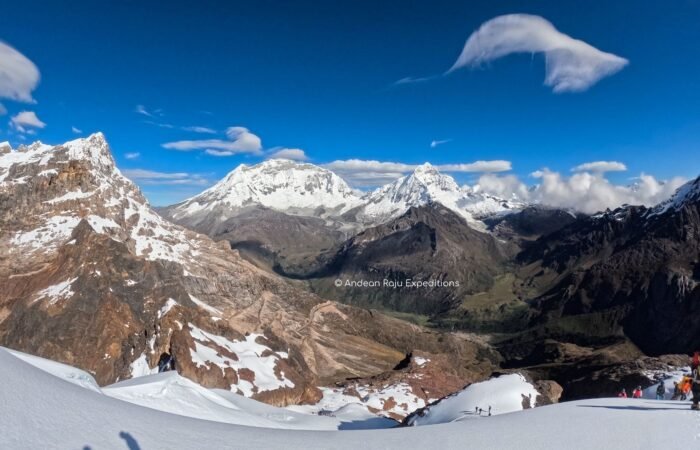 Vista del Nevado Huascarán y Chopicalqui