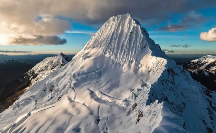 Nevado Alpamayo